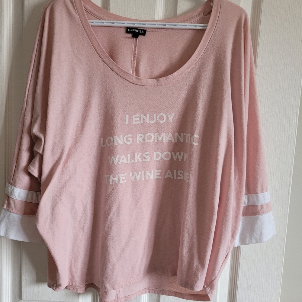 Cute pink top🥂